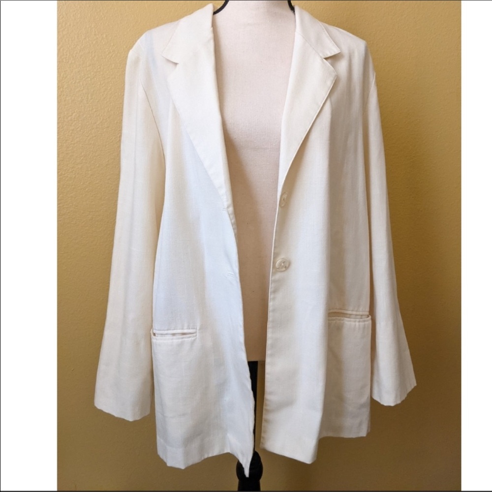 Creme lightweight blazer